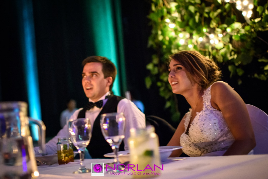 Fotos de casamiento en Howard Johnson Lujan por Norlan Modern Photo y Cinema Video